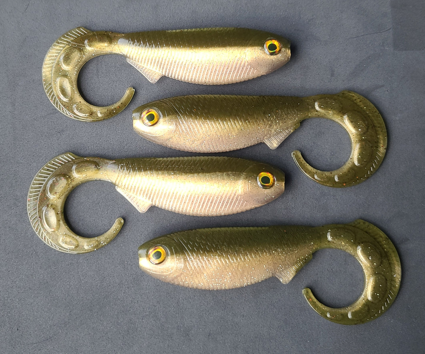 7.6" WhipWad Swimbait - Green/Gold Shiner - 4 Pack (Pre-Made)